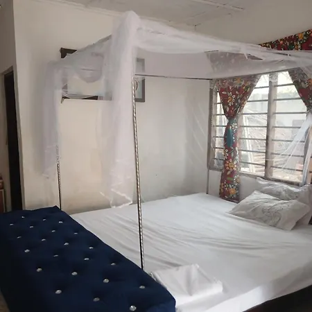 Hideout Apartment Ukunda Exterior photo