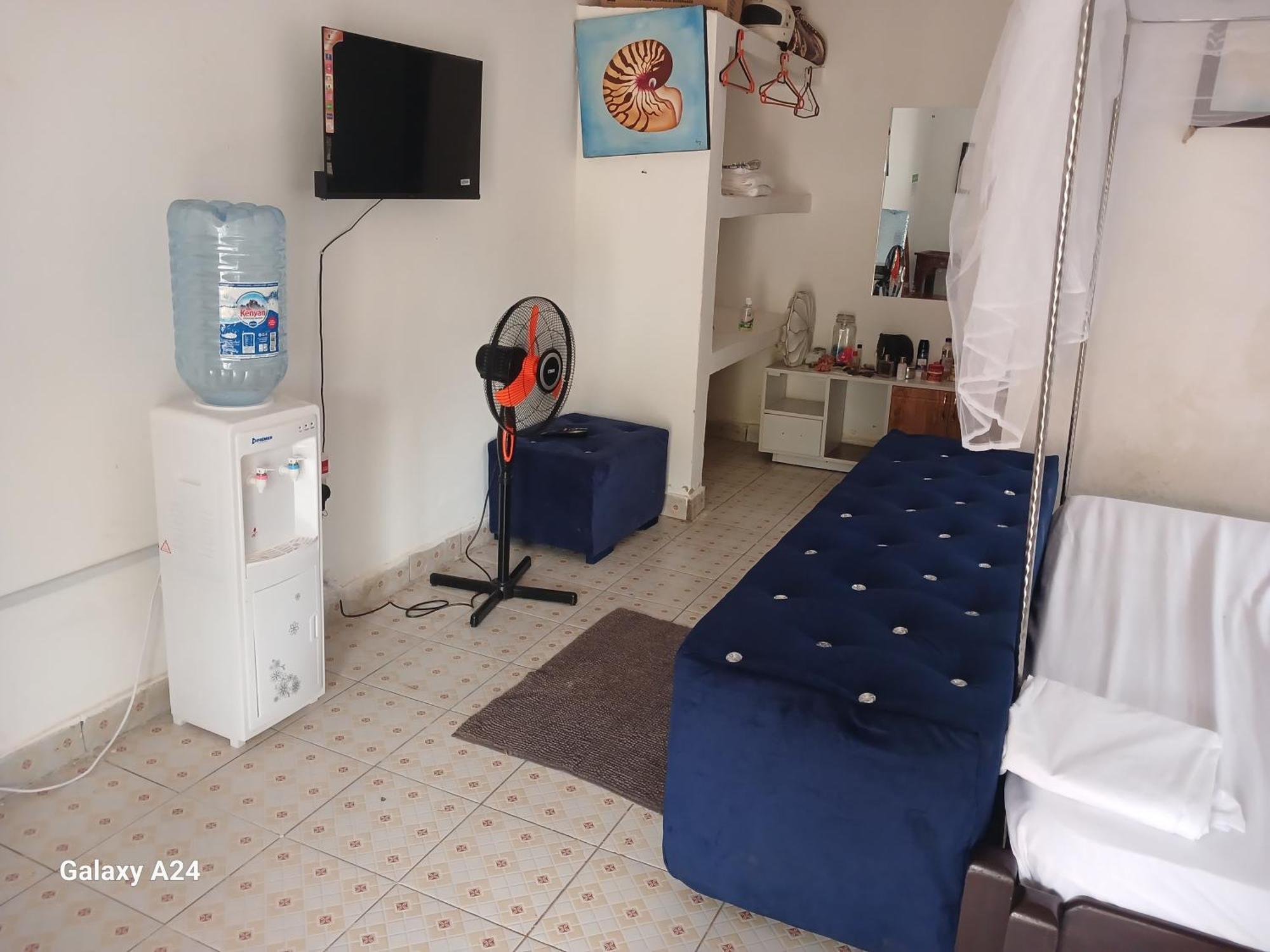 Hideout Apartment